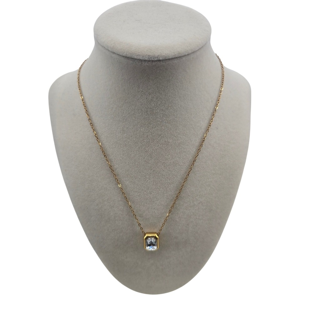 Necklace Womens OS Emerald Cut Clear CZ Gold Tone Bezel Pendant EUC